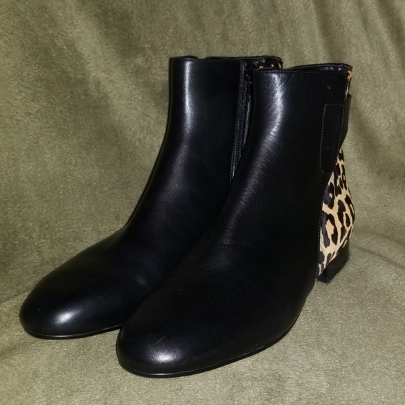 🆕️ Black Leather Michael Kors Leopard Boots - Picture 1 of 8